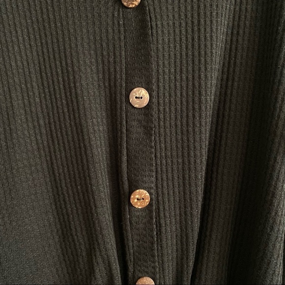 Curvy Sense Black Top Waffle Knit Button Down Tie Waist Long Sleeves Size 3X NEW - Picture 8 of 10
